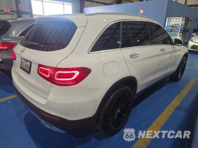 2022 Mercedes-Benz GLC 300 - zdjęcie 3 z 25 - miniatura