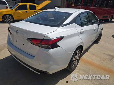 2025 Nissan Versa SV - zdjęcie 3 z 24 - miniatura