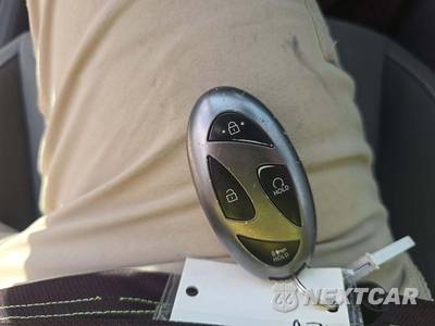 2025 Hyundai Elantra SEL Convenience - zdjęcie 5 z 20 - miniatura