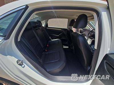 2021 Volkswagen Passat 2.0T SE - zdjęcie 16 z 27 - miniatura