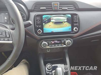 2025 Nissan Versa SR - zdjęcie 7 z 20 - miniatura