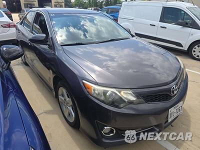 2014 Toyota Camry SE - zdjęcie 4 z 28 - miniatura