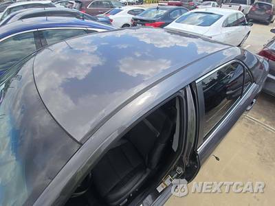 2014 Toyota Camry SE - zdjęcie 12 z 28 - miniatura