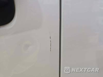 2022 Ford Super Duty F-550 Cab Chassis XL Extended Cab w/Rear Doors DRW - zdjęcie 22 z 27 - miniatura