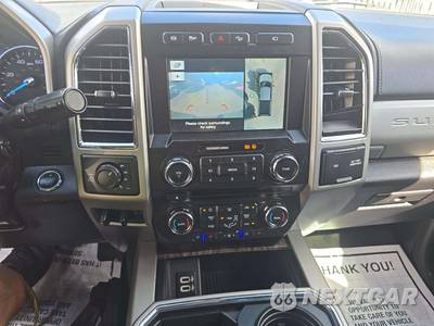 2018 Ford Super Duty F-250 Lariat Crew Cab Medium Bed - zdjęcie 10 z 23 - miniatura