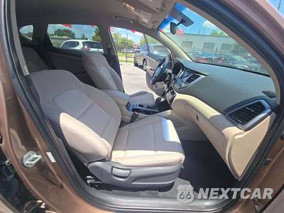 2016 Hyundai Tucson SE w/Beige Interior - zdjęcie 15 z 26 - miniatura