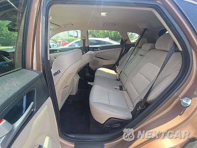 2016 Hyundai Tucson SE w/Beige Interior - zdjęcie 10 z 26 - miniatura