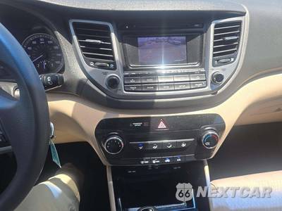 2016 Hyundai Tucson SE w/Beige Interior - zdjęcie 7 z 26 - miniatura