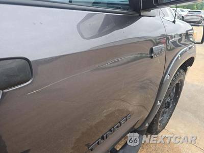 2017 Toyota Tundra SR5 Crew Cab Short Bed - zdjęcie 26 z 30 - miniatura