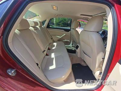2015 Volkswagen Passat TDI SE w/Sunroof - zdjęcie 13 z 29 - miniatura