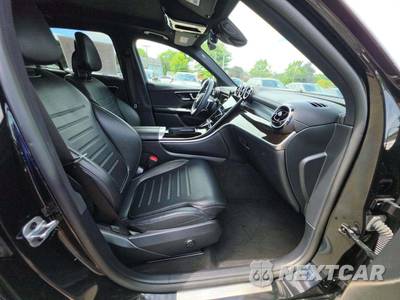 2025 Mercedes-Benz GLC 350e - zdjęcie 15 z 19 - miniatura