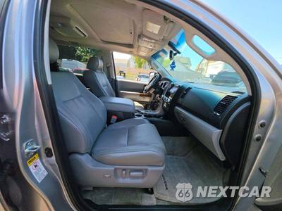 2010 Toyota Sequoia Platinum - zdjęcie 19 z 39 - miniatura