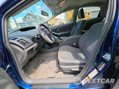 2010 Toyota Prius III - zdjęcie 6 z 40 - miniatura