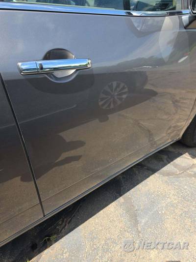 2016 Nissan Quest SV 118.1" WB - zdjęcie 39 z 43 - miniatura