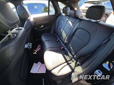 2022 Mercedes-Benz GLC 300 4MATIC - zdjęcie 13 z 23 - miniatura