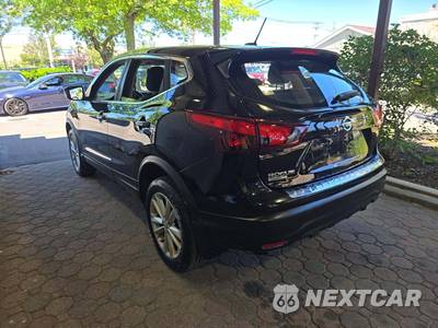 2018 Nissan Rogue Sport S - zdjęcie 2 z 26 - miniatura