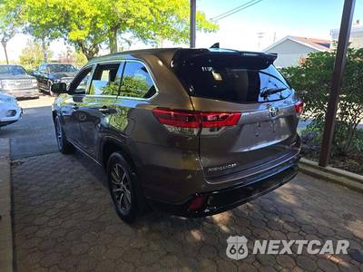 2018 Toyota Highlander XLE - zdjęcie 2 z 23 - miniatura