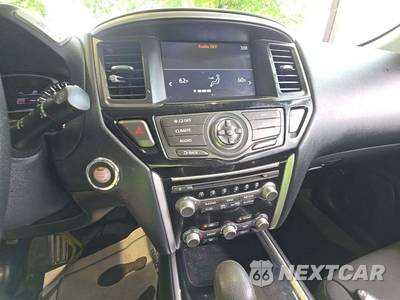 2020 Nissan Pathfinder S - zdjęcie 10 z 25 - miniatura