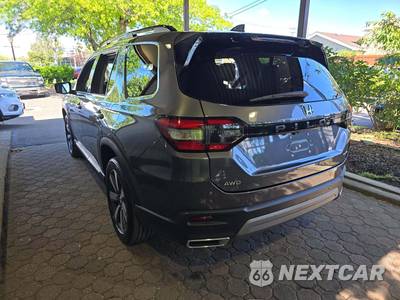2025 Honda Pilot Touring - zdjęcie 2 z 23 - miniatura