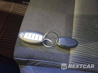 2020 Nissan Maxima S - zdjęcie 8 z 22 - miniatura