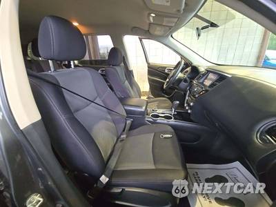 2020 Nissan Pathfinder S - zdjęcie 19 z 26 - miniatura