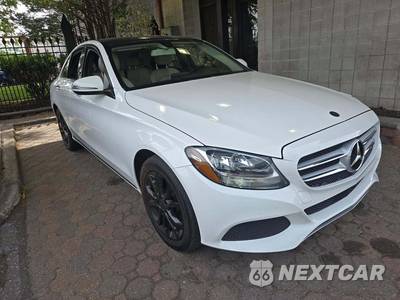 2018 Mercedes-Benz C 300 4MATIC Sedan - zdjęcie 4 z 25 - miniatura