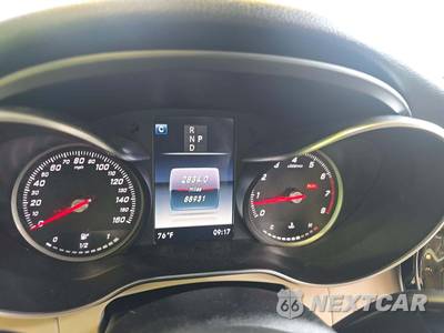 2018 Mercedes-Benz C 300 4MATIC Sedan - zdjęcie 9 z 25 - miniatura
