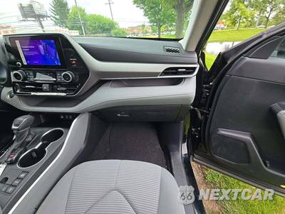2024 Toyota Highlander LE - zdjęcie 20 z 22 - miniatura