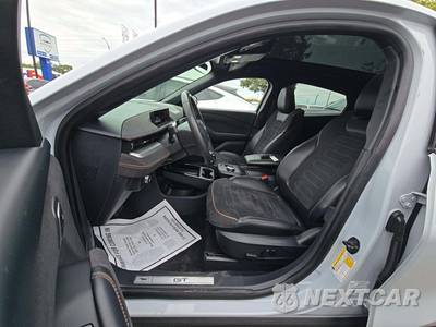 2021 Ford Mustang Mach-E GT - zdjęcie 6 z 21 - miniatura