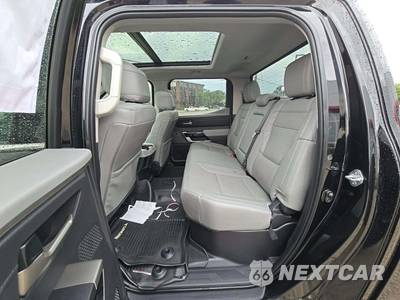 2022 Toyota Tundra Limited Crew Cab Medium Bed - zdjęcie 13 z 20 - miniatura