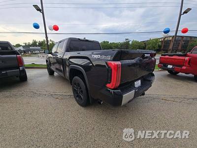 2022 Toyota Tundra Limited Crew Cab Medium Bed - zdjęcie 2 z 20 - miniatura