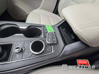 2023 Cadillac XT4 Luxury 1SB - zdjęcie 8 z 20 - miniatura