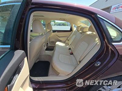 2012 Volkswagen Passat TDI SEL Premium - zdjęcie 13 z 26 - miniatura