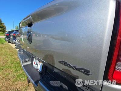 2020 Ram 1500 Big Horn Crew Cab Short Bed - zdjęcie 22 z 23 - miniatura