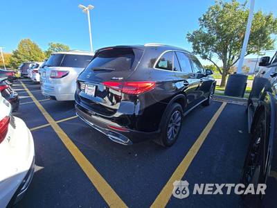 2026 Mercedes-Benz GLC 300 4MATIC - zdjęcie 3 z 21 - miniatura