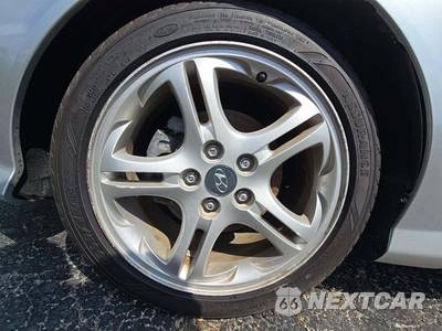 2004 Hyundai Tiburon GT V6 - zdjęcie 23 z 29 - miniatura