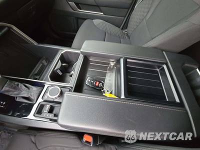 2024 Toyota Tundra SR5 Crew Cab Short Bed - zdjęcie 8 z 20 - miniatura