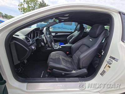 2012 Mercedes-Benz AMG C 63 Coupe - zdjęcie 6 z 23 - miniatura