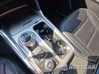 2020 Ford Explorer XLT - zdjęcie 8 z 26 - miniatura