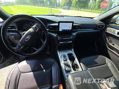 2020 Ford Explorer XLT - zdjęcie 10 z 26 - miniatura