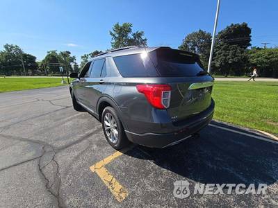 2020 Ford Explorer XLT - zdjęcie 2 z 26 - miniatura