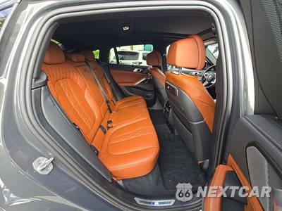 2026 BMW X6 Sports Activity Coupe M60i xDrive - zdjęcie 16 z 20 - miniatura