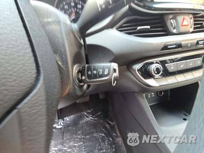 2018 Hyundai Elantra GT Hatchback - zdjęcie 8 z 24 - miniatura
