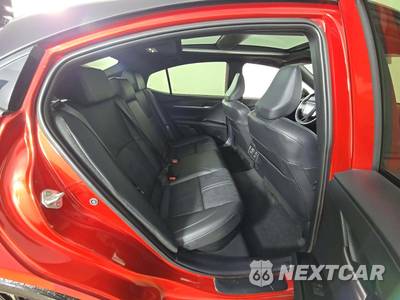 2025 Toyota Camry XSE - zdjęcie 16 z 23 - miniatura