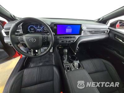 2025 Toyota Camry XSE - zdjęcie 10 z 23 - miniatura