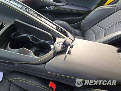 2021 Chevrolet Corvette Stingray Coupe 3LT - zdjęcie 8 z 21 - miniatura