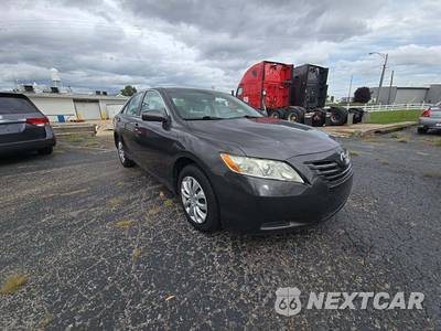 2009 Toyota Camry LE - zdjęcie 4 z 21 - miniatura