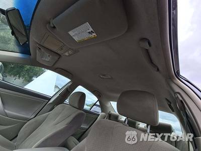 2009 Toyota Camry LE - zdjęcie 11 z 21 - miniatura