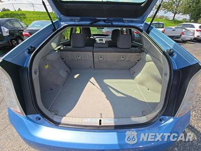 2014 Toyota Prius Plug-In Hybrid - zdjęcie 14 z 21 - miniatura