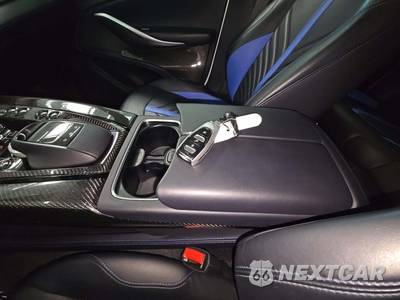 2023 Aston Martin DBX707 - zdjęcie 8 z 21 - miniatura